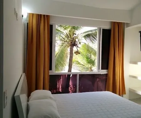 Casa Galeones Hotel 2*