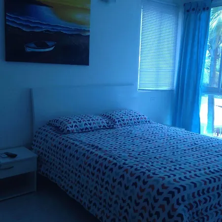 Hotel Casa Galeones 2*